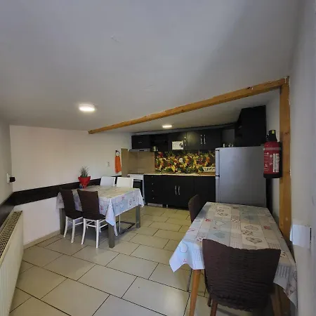 Haus Baron 1 Neckarau Guest house *