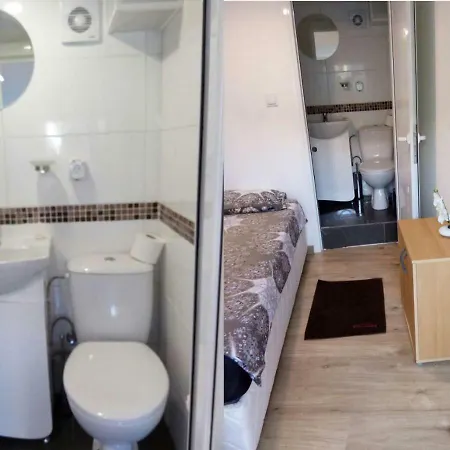 Haus Baron 1 Neckarau Pensión 3*