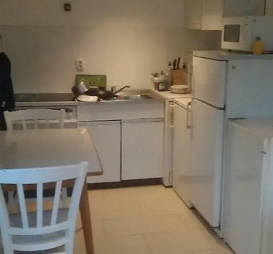 Haus Baron 1 Neckarau 게스트하우스 만하임