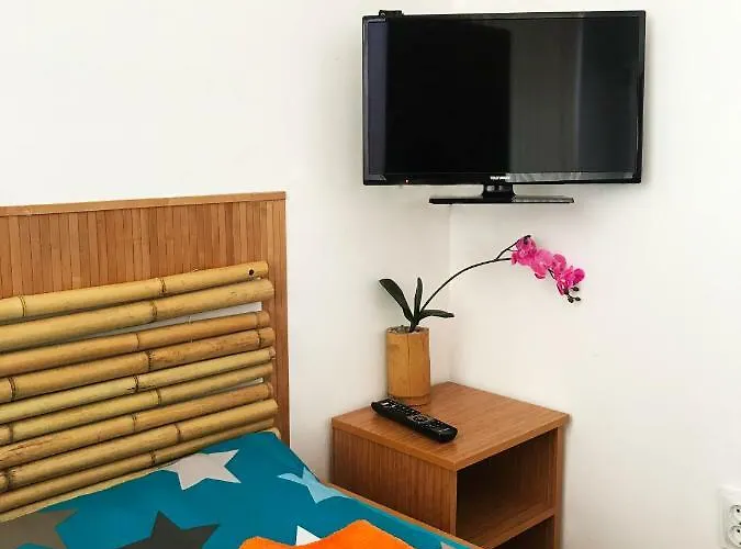 Haus Baron 1 Neckarau 게스트하우스